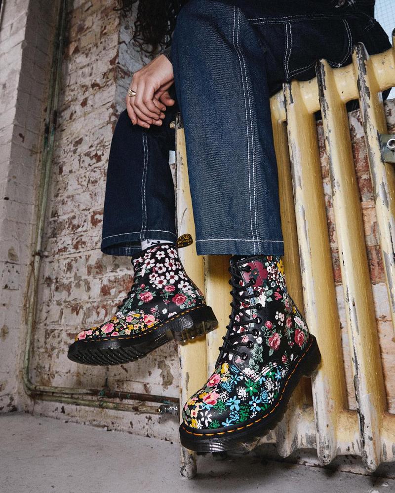 Women's Dr Martens 1460 Pascal Floral Mash Up Leather Lace Up Boots White | AU 186OKI